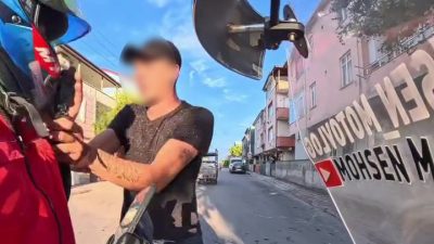 Kocaeli’nin Körfez ilçesinde trafikte yaşanan tartışma kısa sürede kavgaya dönüştü.