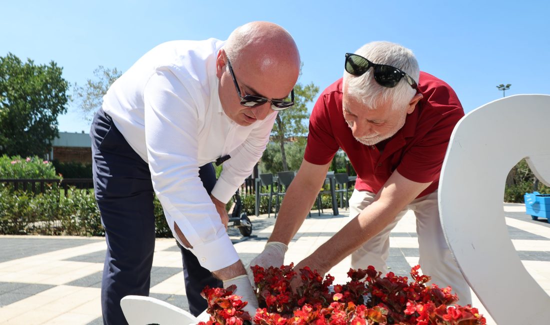 Darıca’da park, bahçe ve yeşil alanlarda sürdürülen bakım, onarım ve