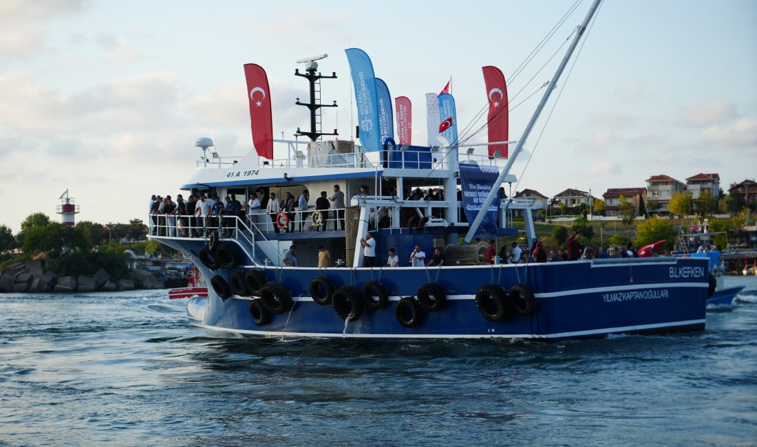 Kocaeli’nin Kandıra ilçesinde 2026-2027 su ürünleri av sezonunun başlaması dolayısıyla