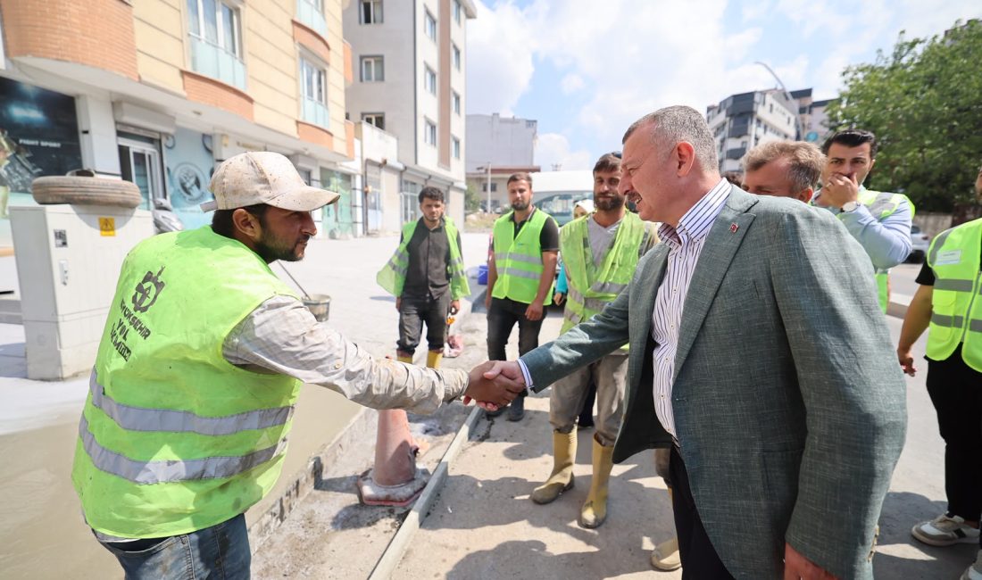Çayırova’da ulaşım konforunu artıracak projeleri sahada inceleyen Kocaeli Büyükşehir Belediye