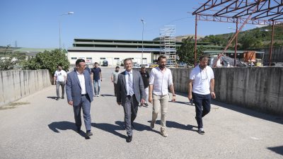 İzmit Belediyesi’nin Karadenizliler Mahallesi’nde hayata geçirmeyi planladığı asfalt plent tesisi