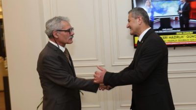 İzmit Belediyesi Başkan Vekili Lütfü Obuz, İzmit Kaymakamı Yusuf Ziya