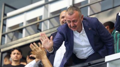 Kocaeli Büyükşehir Belediye Başkanı Tahir Büyükakın, Süper Lig’in 2. haftasında