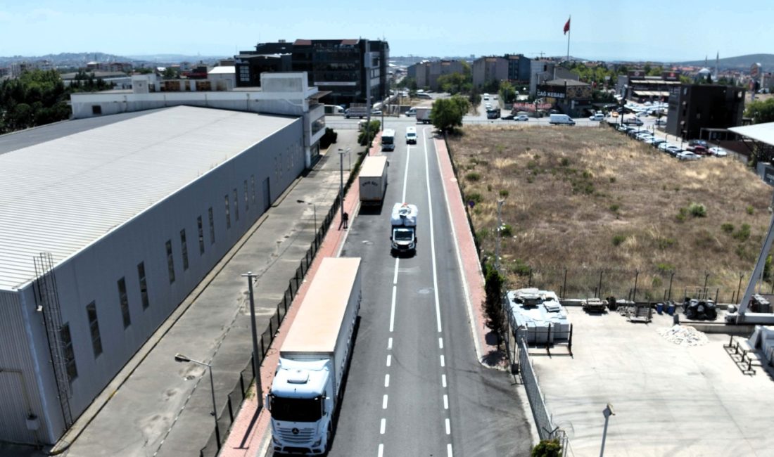 Kocaeli Büyükşehir Belediyesi, Çayırova Cumhuriyet Mahallesi'ndeki hal bölgesini kentin ana