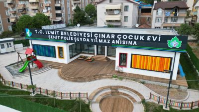 İzmit Belediyesi Çınar Çocuk Evleri’nde yeni dönem için yürütülen kura