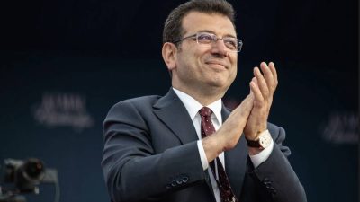 İstanbul Büyükşehir Belediyesi'ne (İBB) yönelik yürütülen yolsuzluk soruşturması kapsamında tutuklanmasının