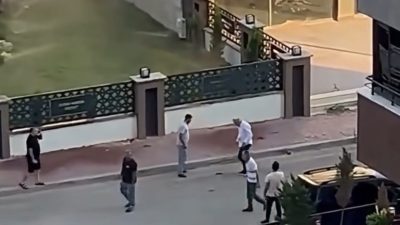 Yeni Parti Gaziantep Milletvekili Melih Meriç, uğradığı bıçaklı saldırıda yaralandı.
