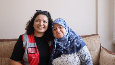 İzmit Belediyesi Sosyal Hizmetler Müdürlüğü, kendi öz bakımını karşılamakta güçlük