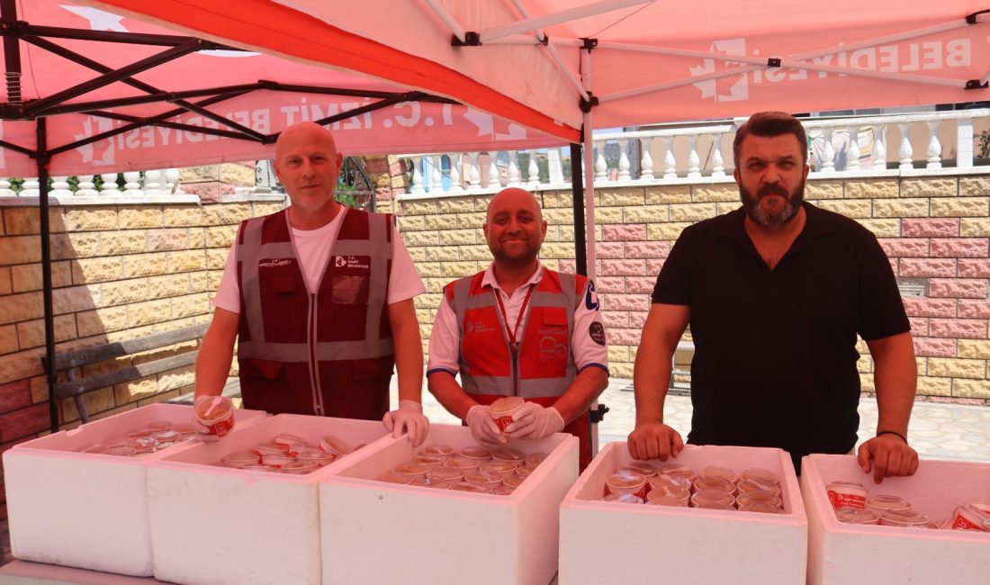 İzmit Belediyesi, Mevlid Kandili dolayısıyla kentin farklı noktalarında bulunan camilerde