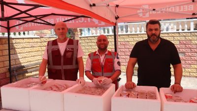 İzmit Belediyesi, Mevlid Kandili dolayısıyla kentin farklı noktalarında bulunan camilerde
