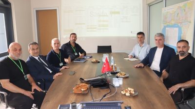 İzmit Belediyesi Başkanvekili Lütfü Obuz ve Başkan Yardımcısı Hamil İlker