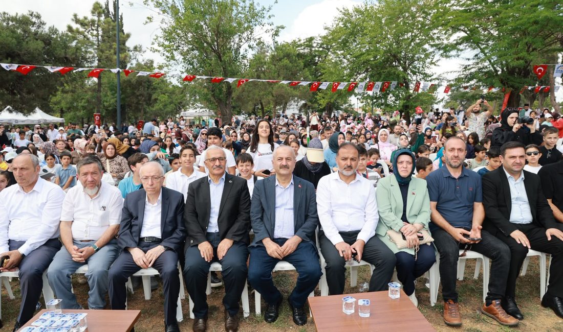 Gebze Belediyesi’nin paydaşları arasında yer aldığı Yaz Okulları, düzenlenen kapanış
