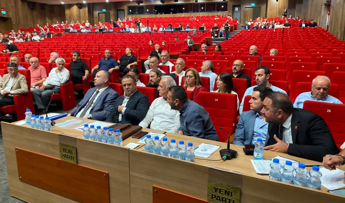Kocaeli Büyükşehir Belediyesi Ağustos Ayı Meclis Toplantısı’nda siyasi parti içi