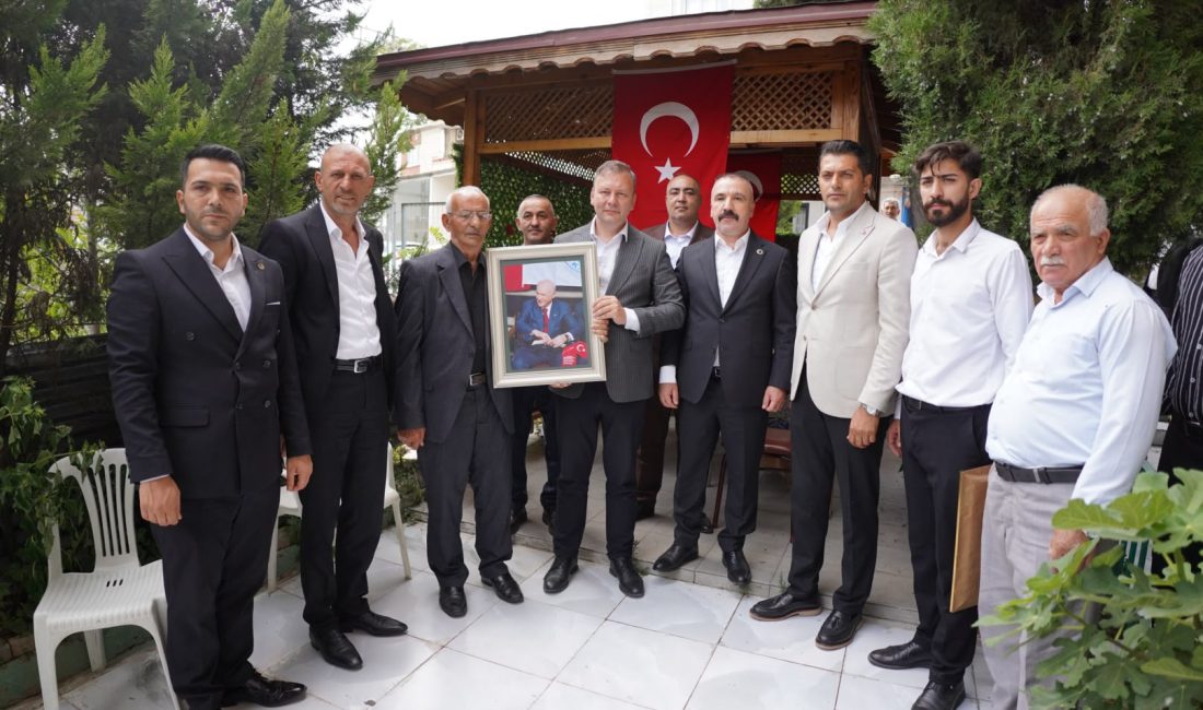 MHP Kocaeli İl Başkanı Enes Emengen, gerçekleştirdiği ziyaret programı kapsamında