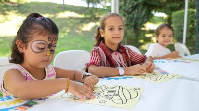 Gebze Belediyesi’nin “Yaz Seninle Güzel” anlayışıyla düzenlediği “Atölyem Parkta” etkinliği,