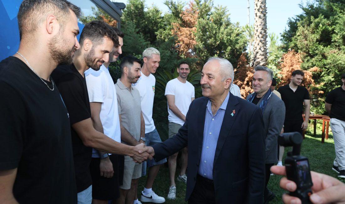 Gebze Belediye Başkanı Zinnur Büyükgöz, yeni sezon öncesinde ikinci kez