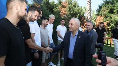 Gebze Belediye Başkanı Zinnur Büyükgöz, yeni sezon öncesinde ikinci kez