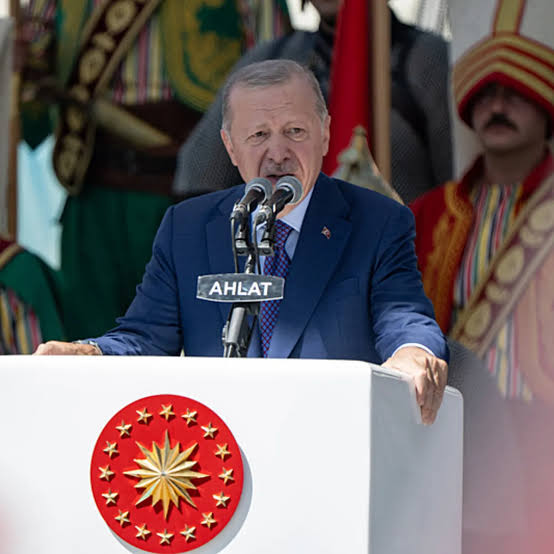 Cumhurbaşkanı Recep Tayyip Erdoğan, Malazgirt Zaferi’nin 955. yıl dönümü etkinlikleri