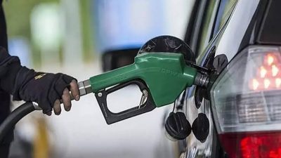 Akaryakıt fiyatlarında son dönemin en yüksek tek seferlik artışlarından birinin