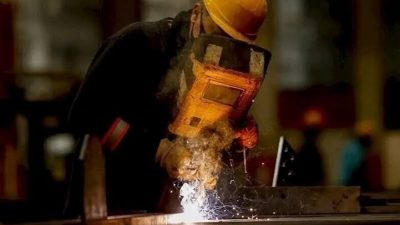 Türkiye İstatistik Kurumu (TÜİK) verilerine göre, sanayi, inşaat ve ticaret-hizmet
