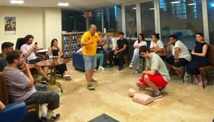 Körfez Belediyesi, spor tesislerinde güvenlik standartlarını artırmak amacıyla personeline yönelik