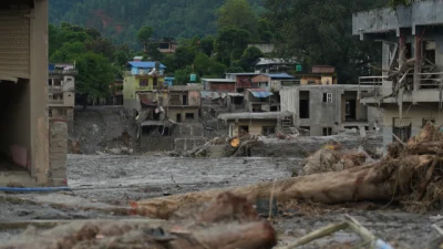 Nepal’de etkili olan yıkıcı sel felaketinde hayatını kaybedenlerin sayısı 469’a
