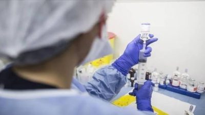 Prostat kanserinde erken tanının tedavi başarısı açısından kritik olduğunu belirten