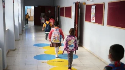 Okulların açılmasıyla birlikte çocukların günlük hareket süresinin azalabileceğine dikkat çeken
