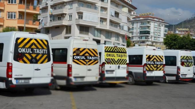 Gebze’de taşımalı eğitim kapsamındaki ortaöğretim öğrencilerinin ulaşımı için 21 araçla