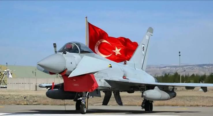 Milli Savunma Bakanlığı, Türkiye’nin Eurofighter Typhoon tedariki kapsamında pilot eğitimlerine