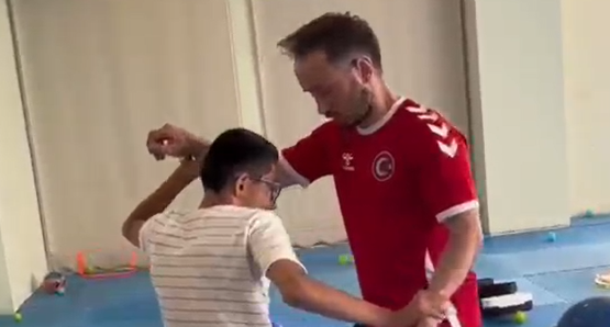 Körfez Belediyesi, engelli bireylerin sosyal hayata katılımını artırmak ve fiziksel